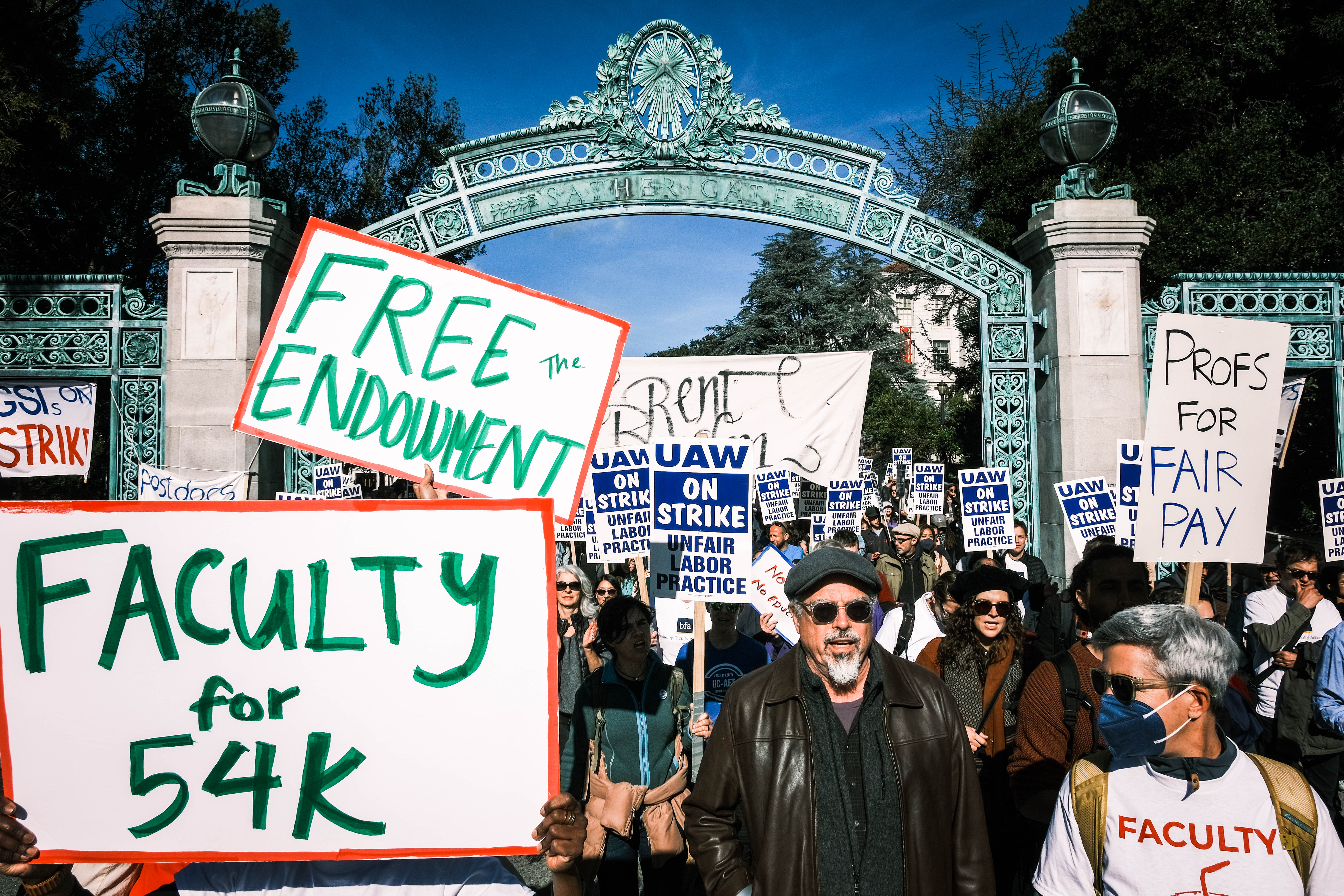 UC Berkeley faculty march in support of UAW strikers